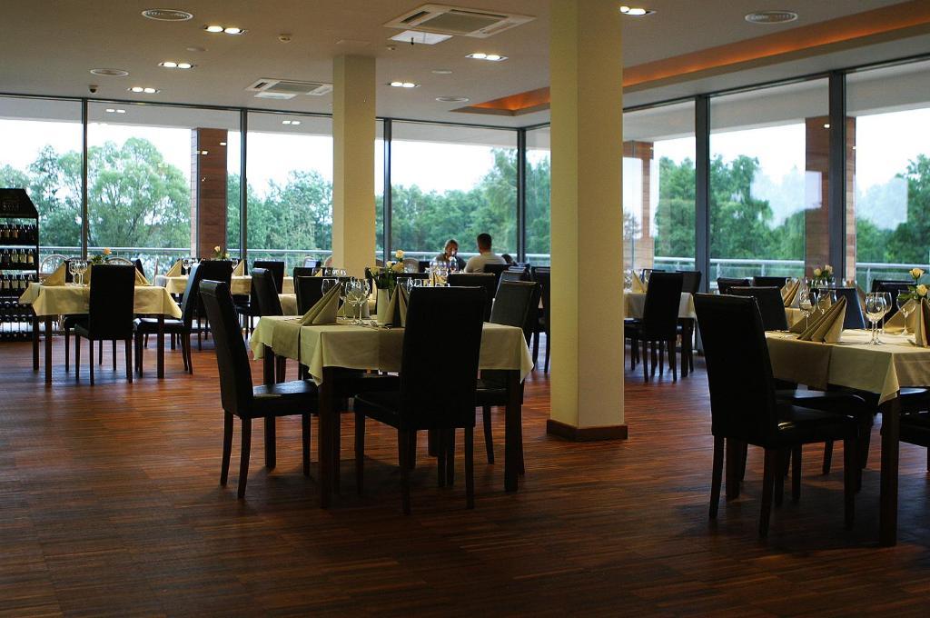 Hotel Moran & Spa Powidz  Dış mekan fotoğraf