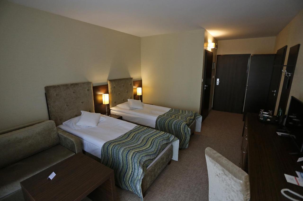 Hotel Moran & Spa Powidz  Dış mekan fotoğraf