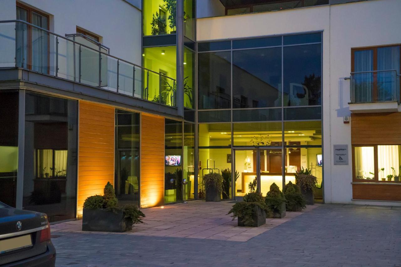 Hotel Moran & Spa Powidz  Dış mekan fotoğraf